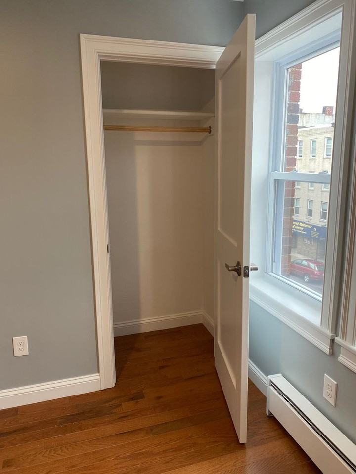 30 Chelsea Street - Photo 7 of 14