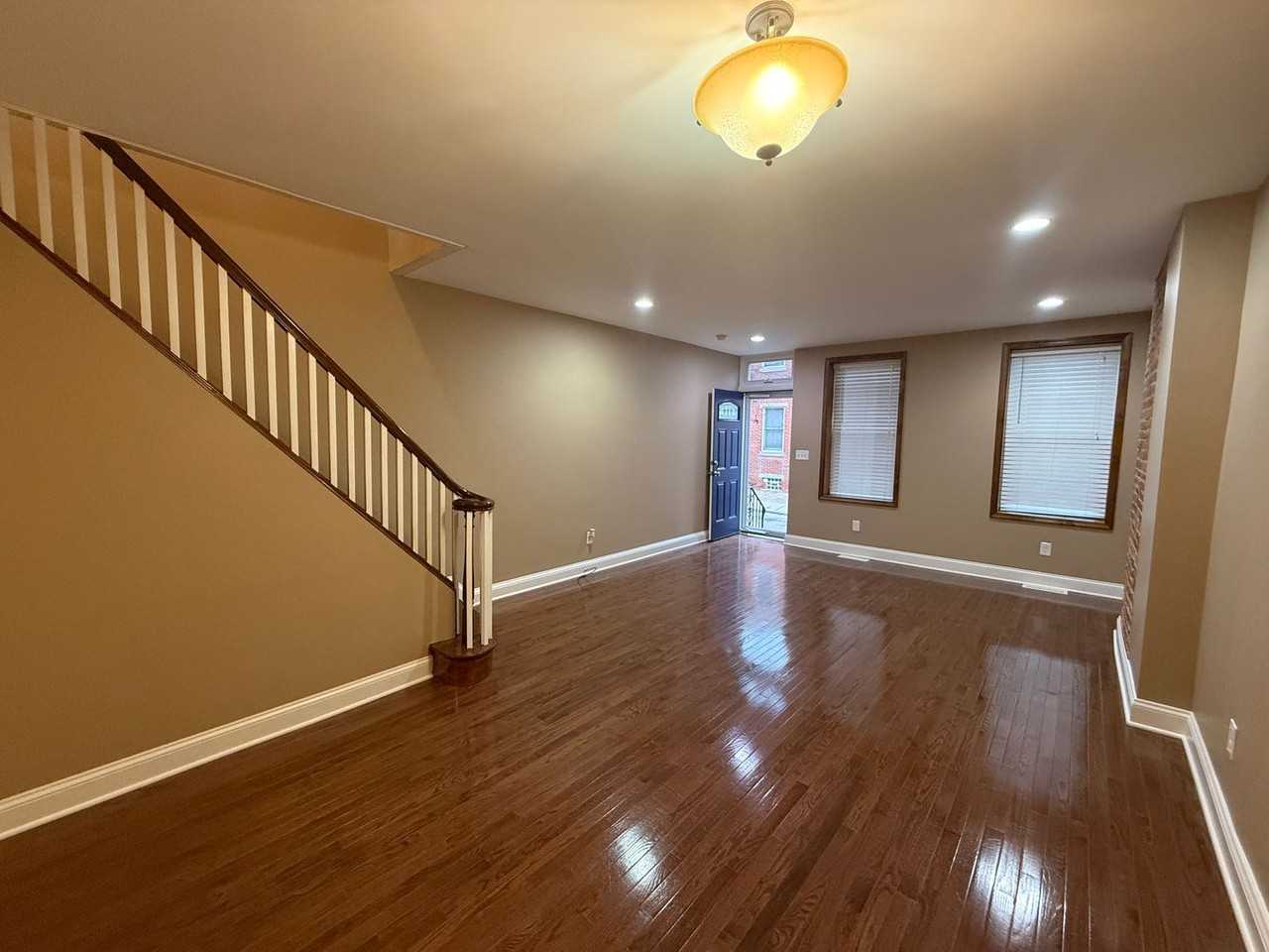 322 Greenwich Street - Photo 4 of 25