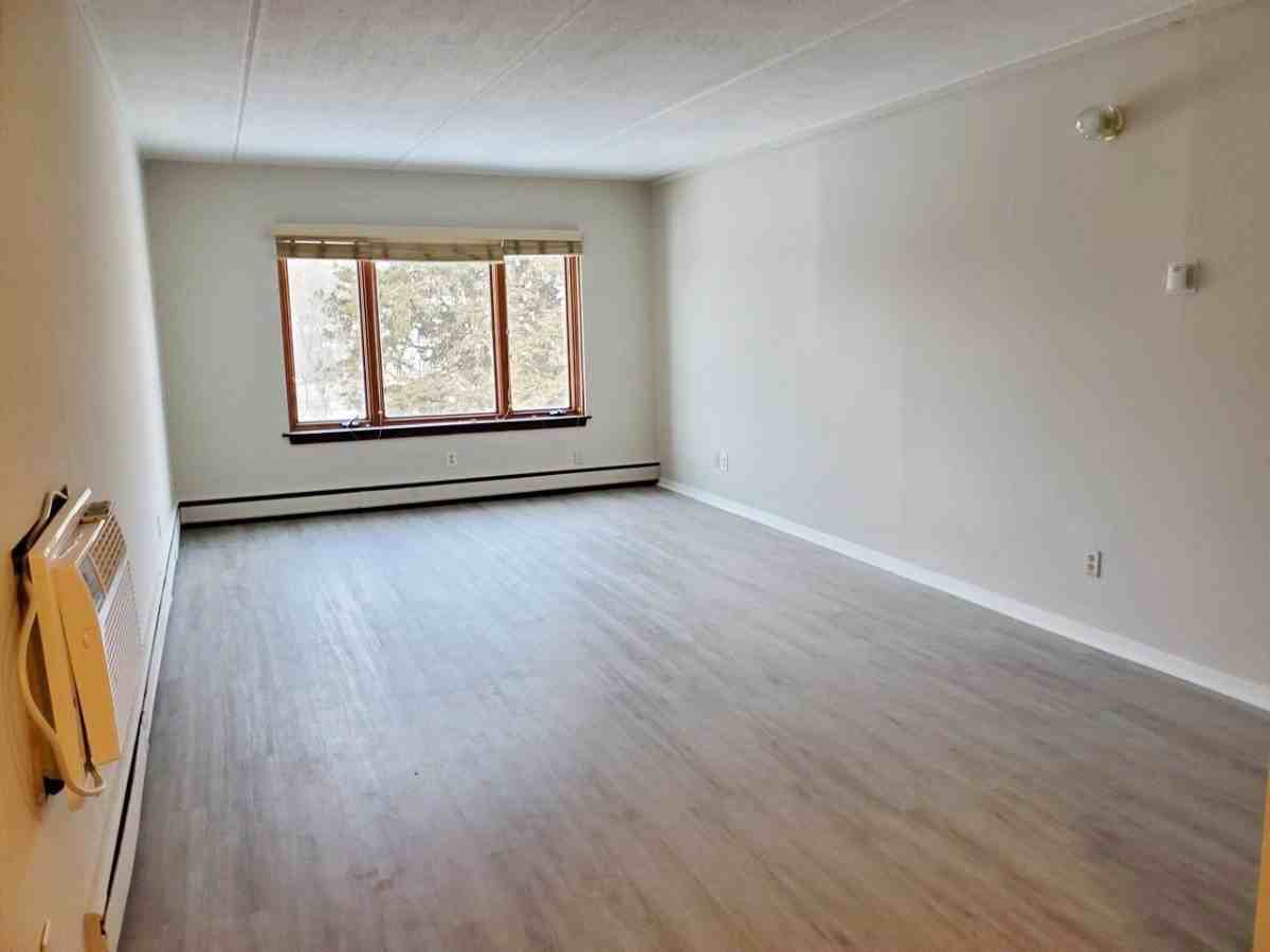 Bryant 3512 - BP - Photo 3 of 7