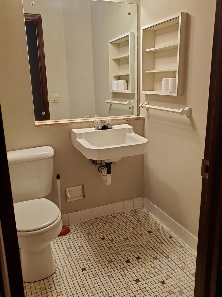 Bryant 3512 - BP - Photo 6 of 7