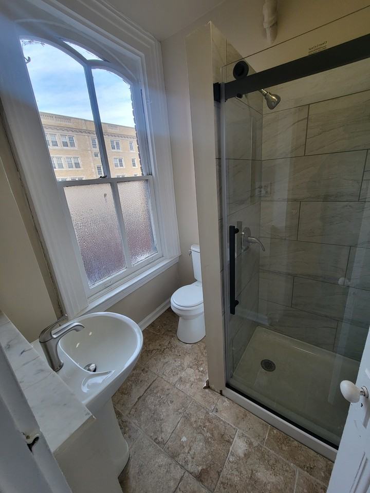 514 West North Avenue - Photo 7 of 30