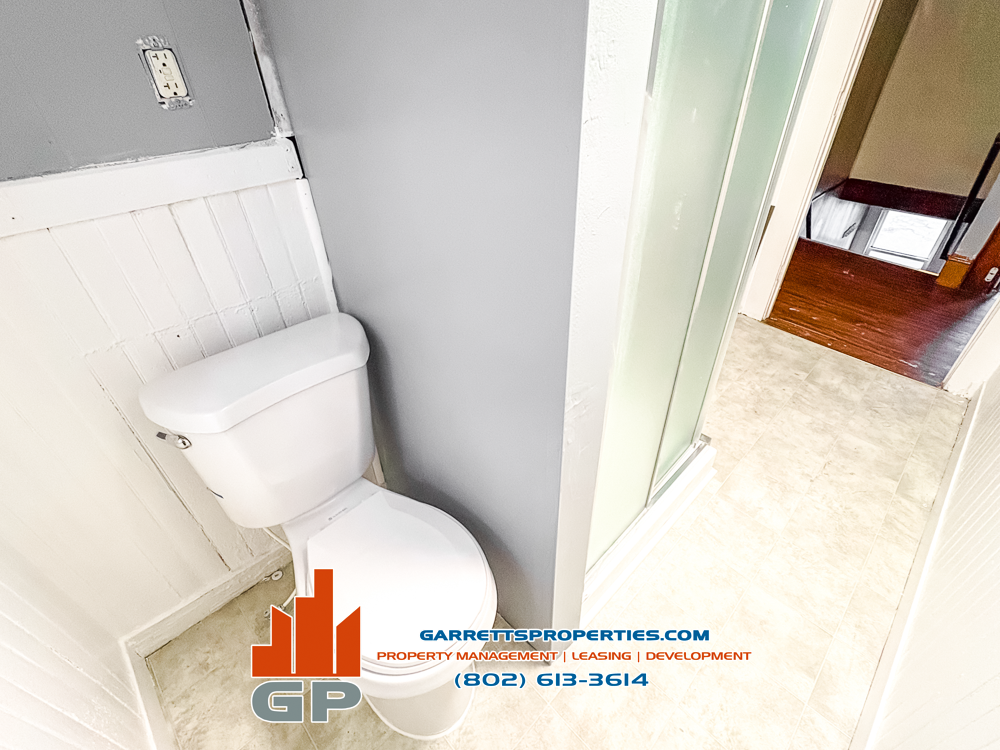 1 Bugbee Avenue - Photo 3 of 16