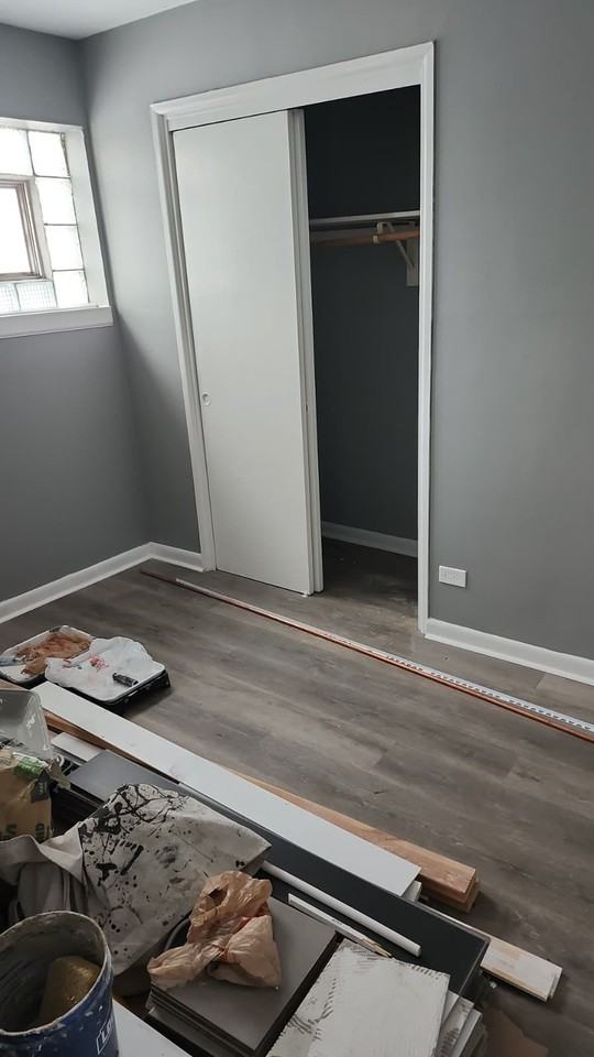 2643 West 79th Street - Photo 4 of 6