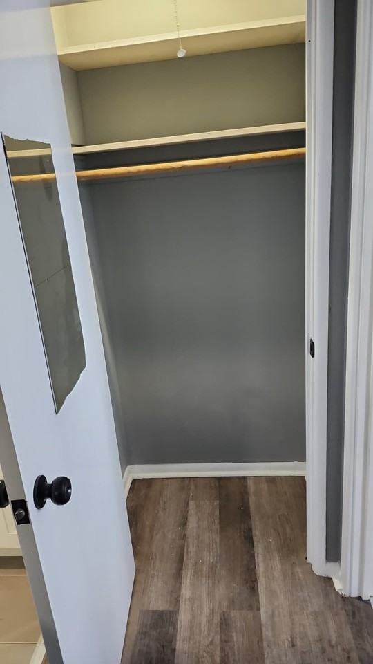 2643 West 79th Street - Photo 6 of 6