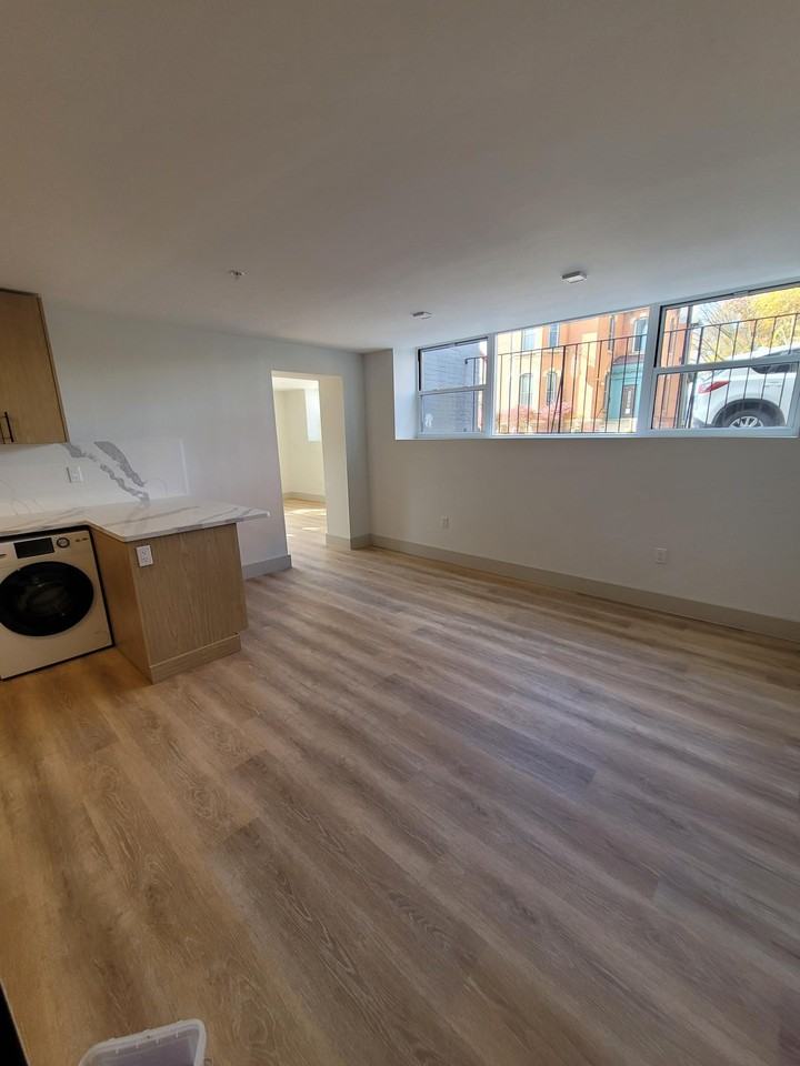 85 Market Street - Photo 2 of 9