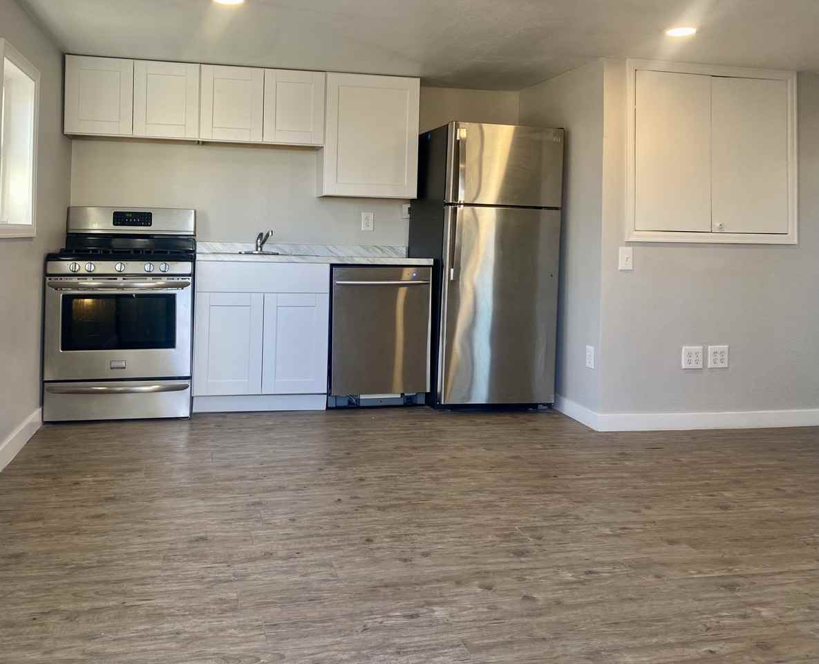 16680 West 11th Avenue - Photo 2 of 10