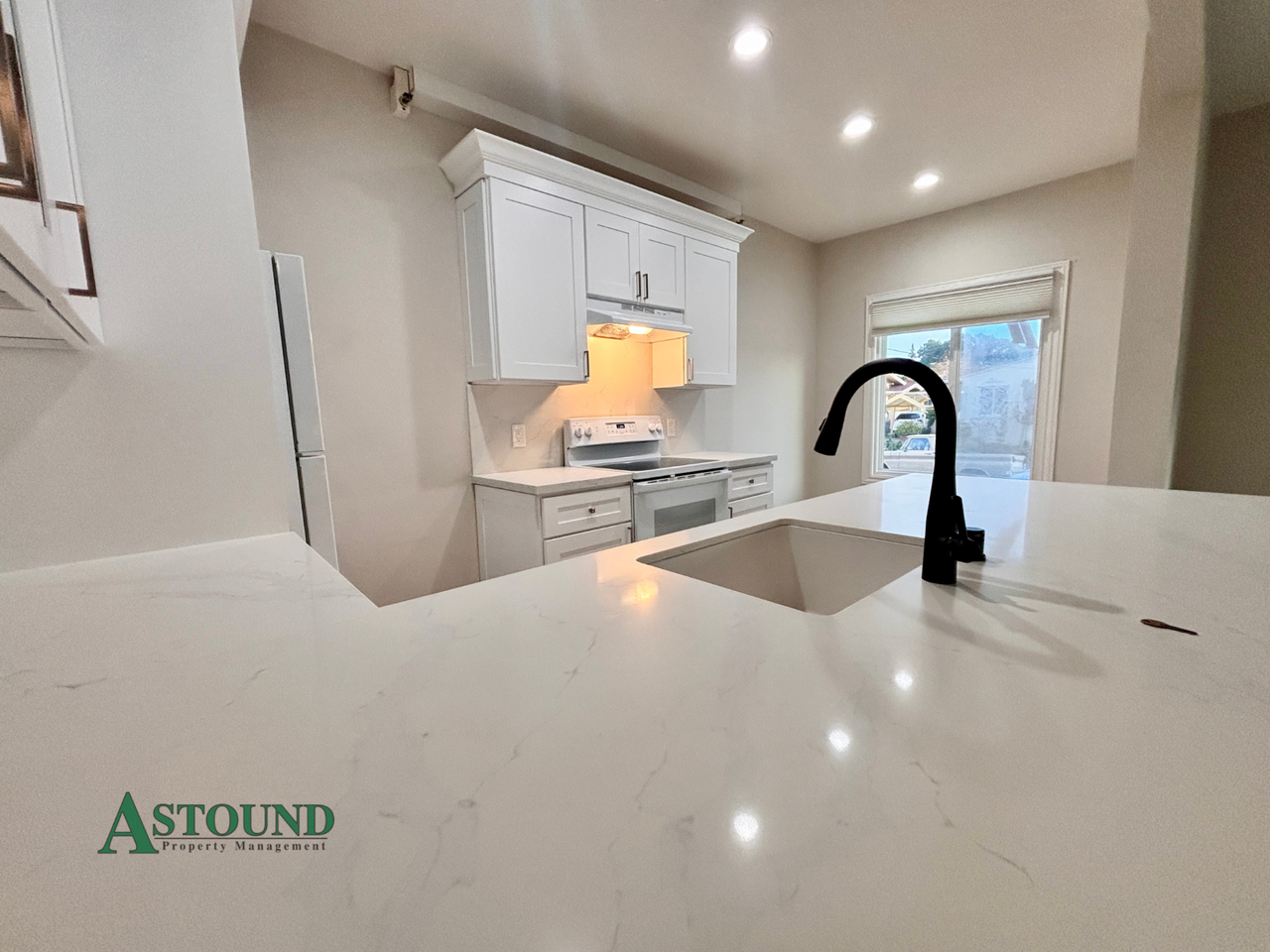 62 Oakes Boulevard - Photo 4 of 9