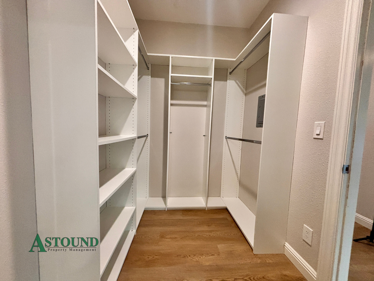 62 Oakes Boulevard - Photo 7 of 9