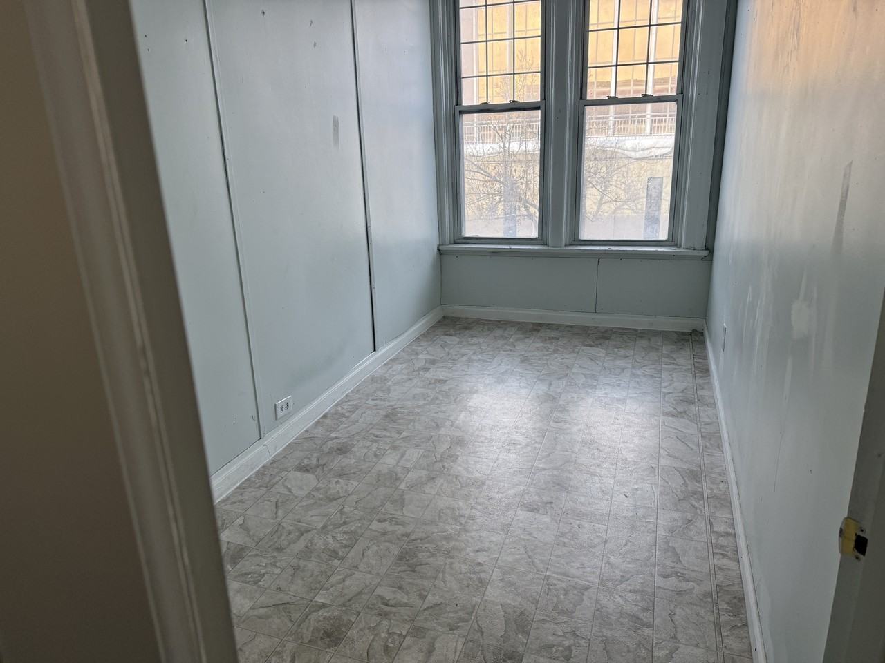 212-218 East 2nd Street - Photo 5 of 17