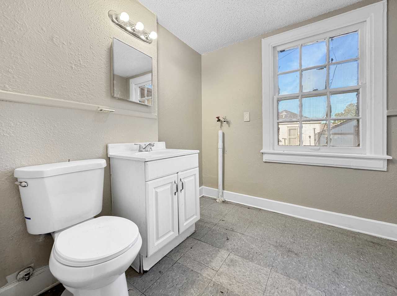 3027 Allen Street - Photo 2 of 8