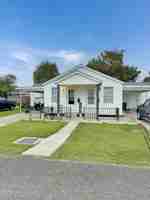 featured image of 543 Barreca Street