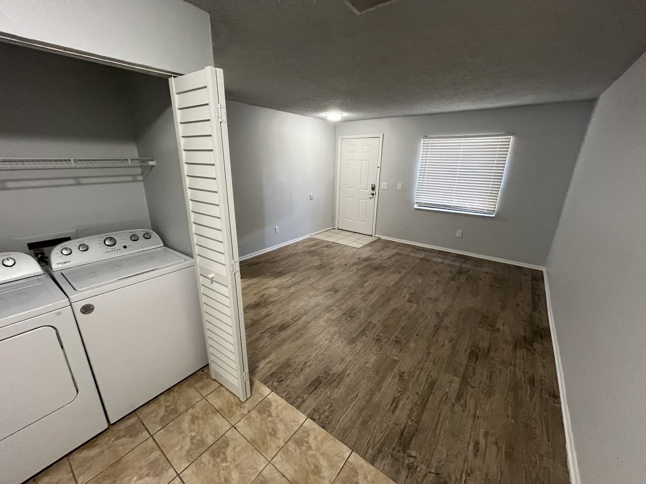 6909 Karin Court - Photo 4 of 10