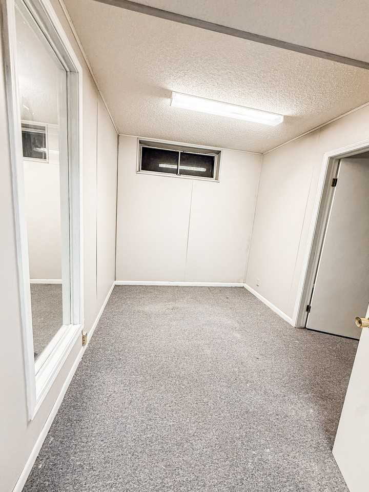 W Michigan Ave/Inverway - Photo 7 of 15