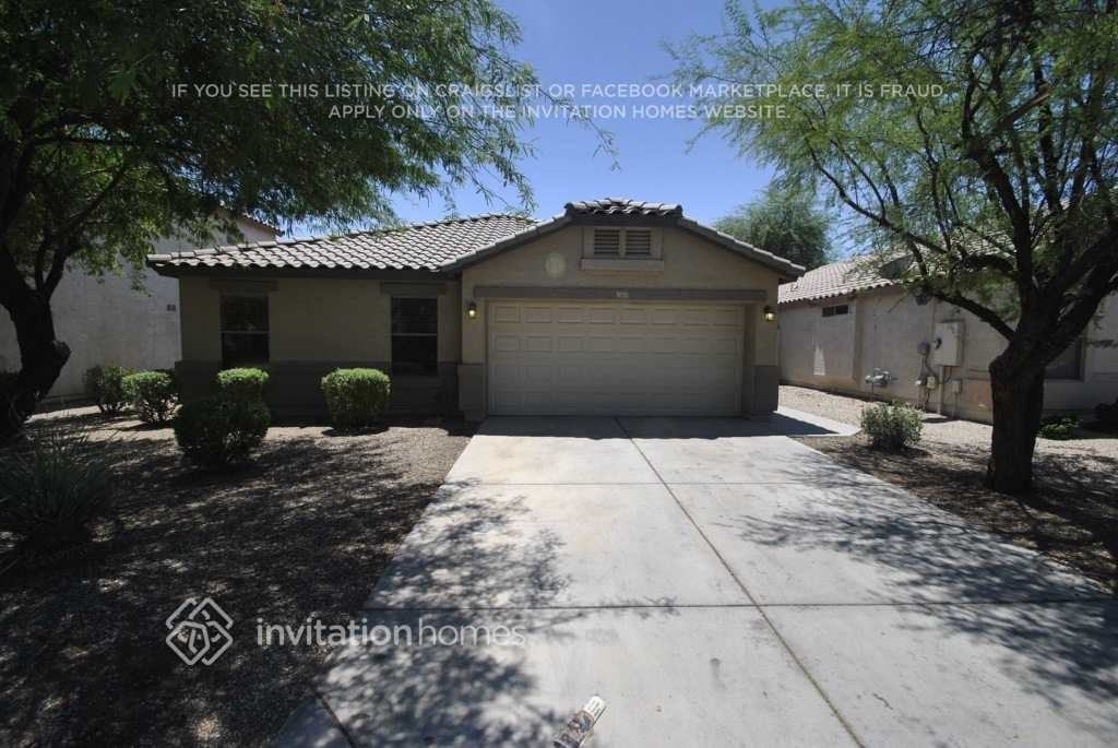 12809 West Roanoke Avenue