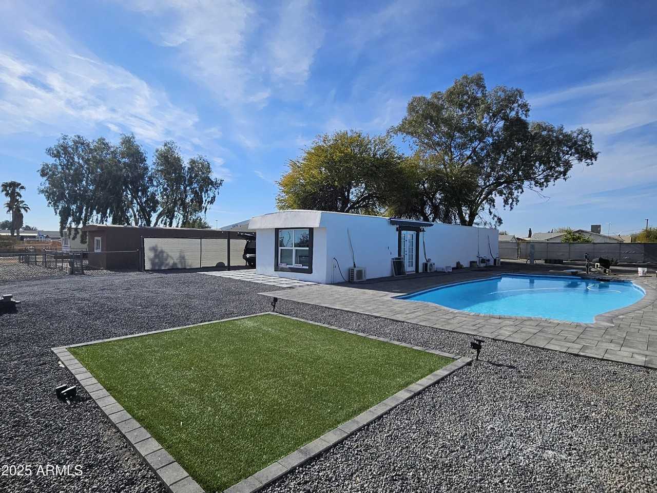 5676 N Fairoak Ln - Photo 7 of 50