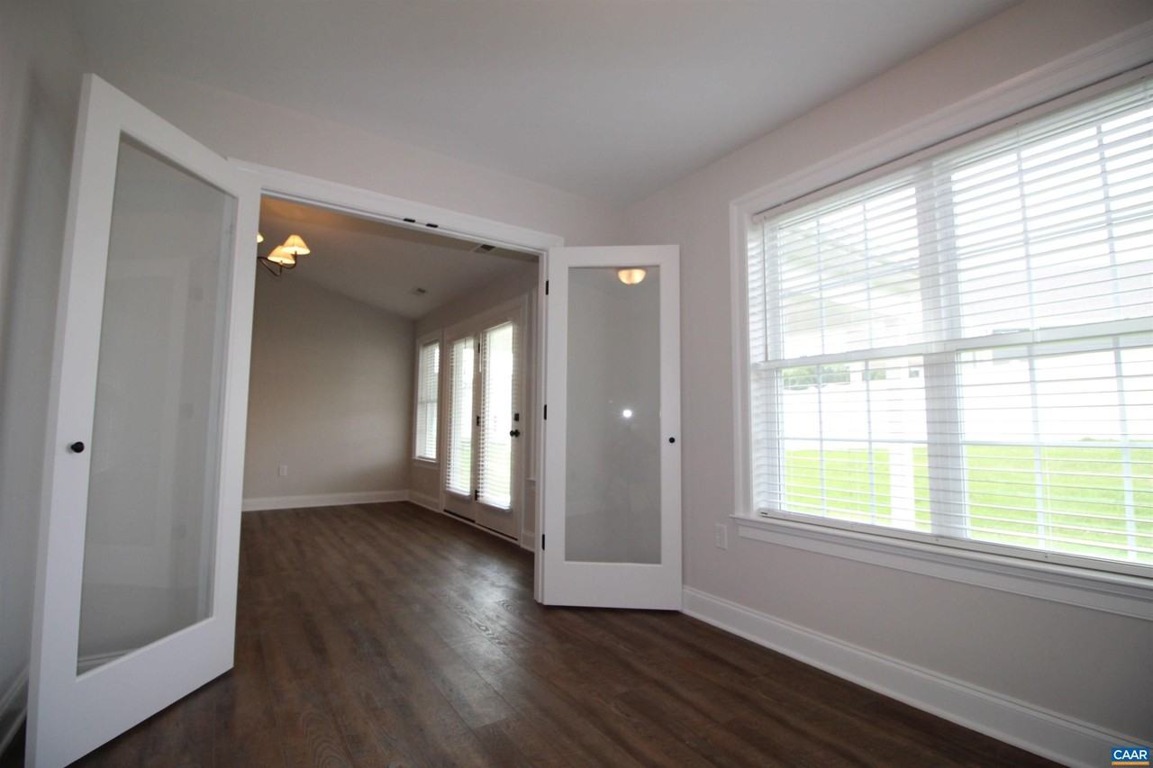 173 Langley Dr - Photo 7 of 15