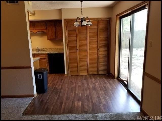 39 Oak Forest Loop - Photo 4 of 19