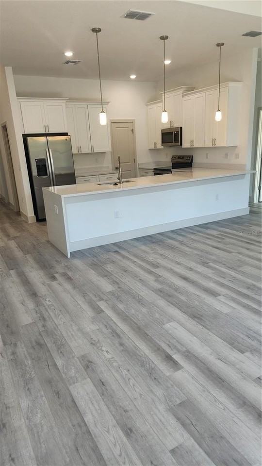 23469 Roscoe Ave - Photo 5 of 27