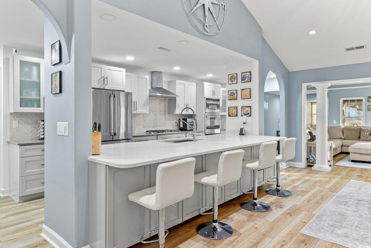 4119 Westchester Ct - Photo 4 of 36