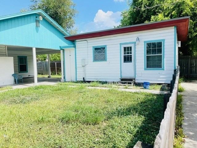 4518 Nicholson Street - Photo 5 of 32