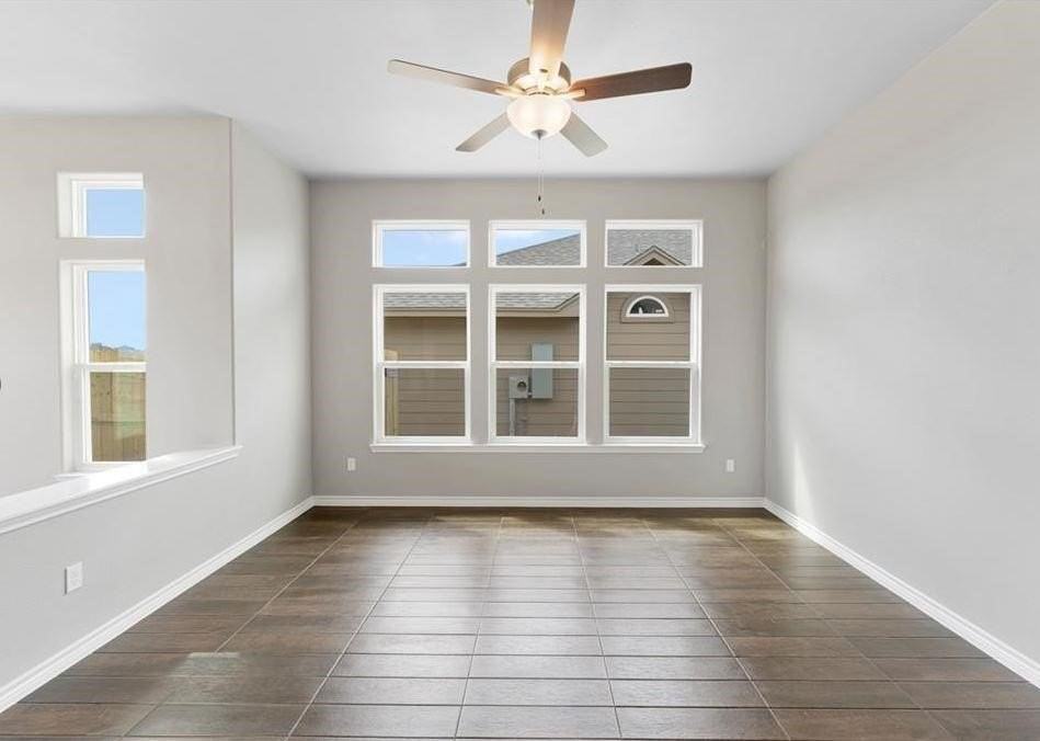 1253 Thames Chase Drive - Photo 5 of 13