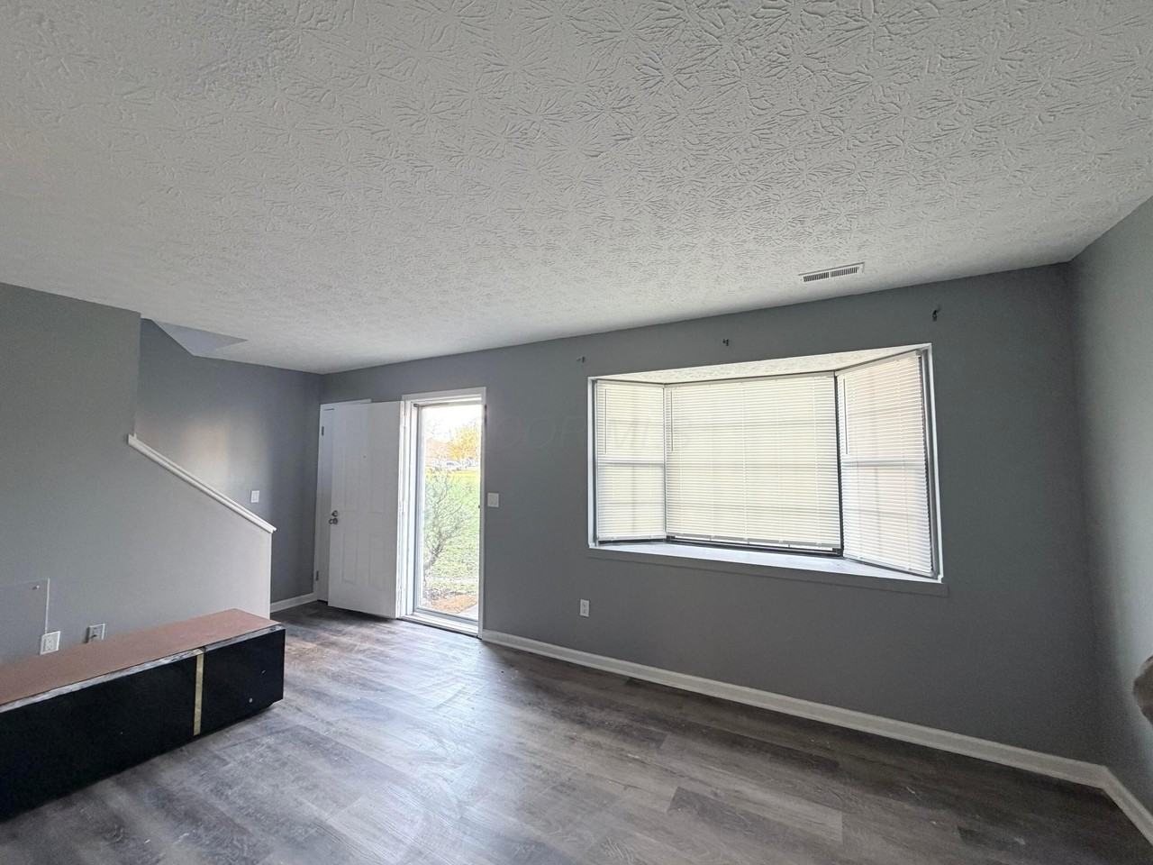 955 Cross Country Dr W #F - Photo 4 of 15