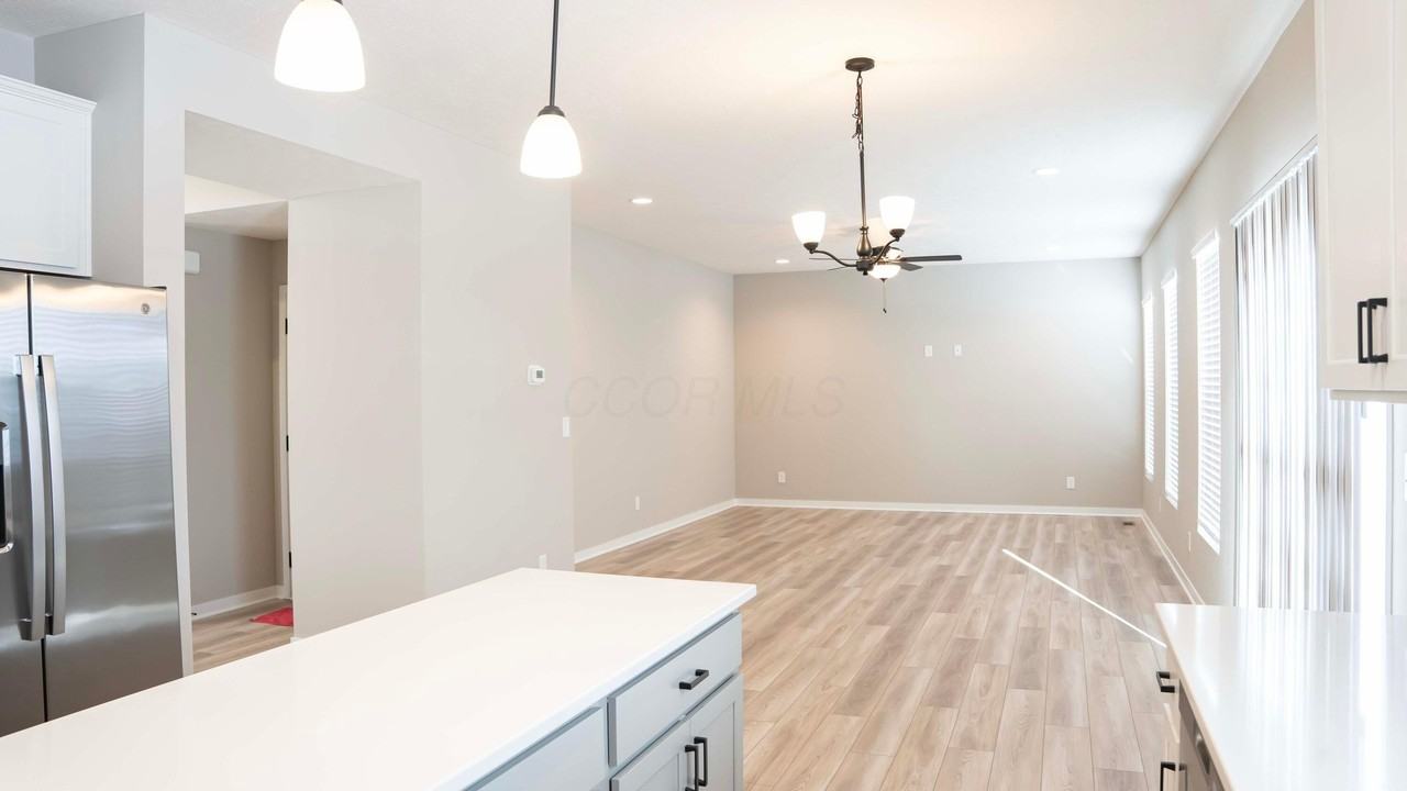 1717 Longhill Dr - Photo 5 of 45