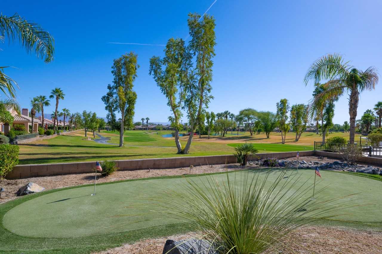 45138 Banff Springs St - Photo 3 of 38