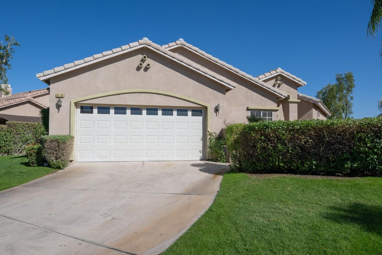 45138 Banff Springs St - Photo 4 of 38