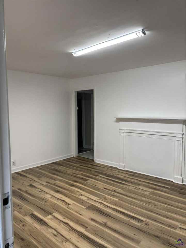 122 Tinker Blvd - Photo 3 of 17