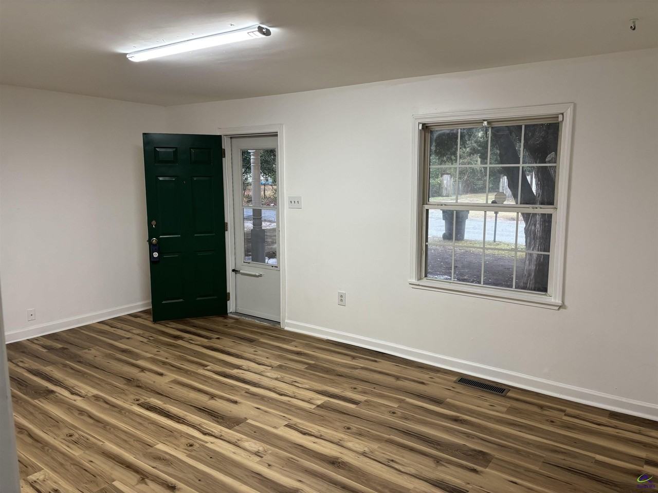 122 Tinker Blvd - Photo 5 of 17