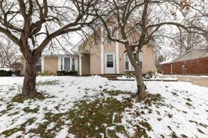 featured image of 1153 Navaho Dr Unit B #B