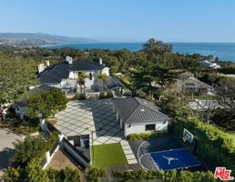 featured image of 7052 Dume Drive