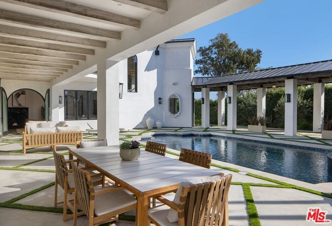 7052 Dume Drive - Photo 5 of 50