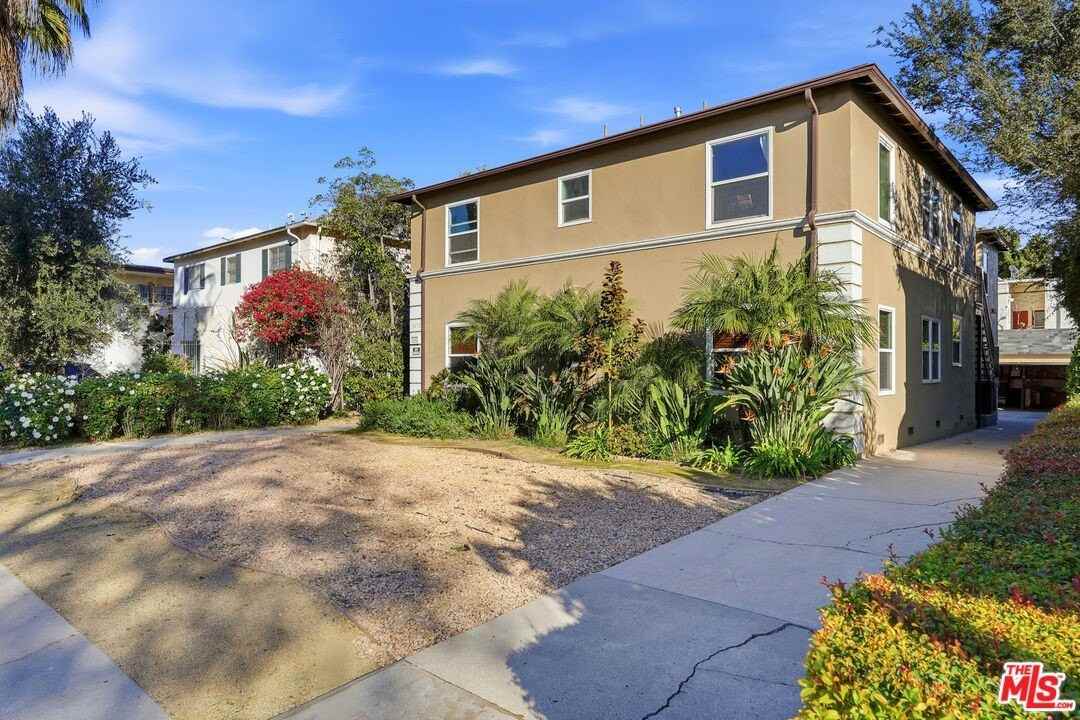 1440 South Sherbourne Drive - Photo 4 of 29