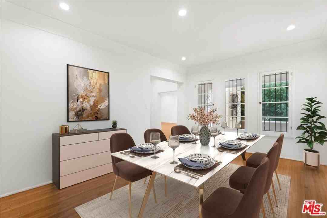 205 S Reeves Dr - Photo 2 of 13