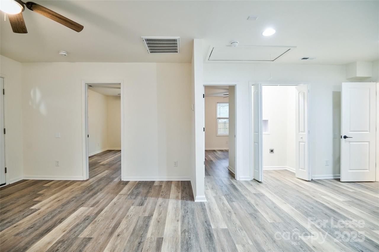 313 Heyward St - Photo 2 of 29