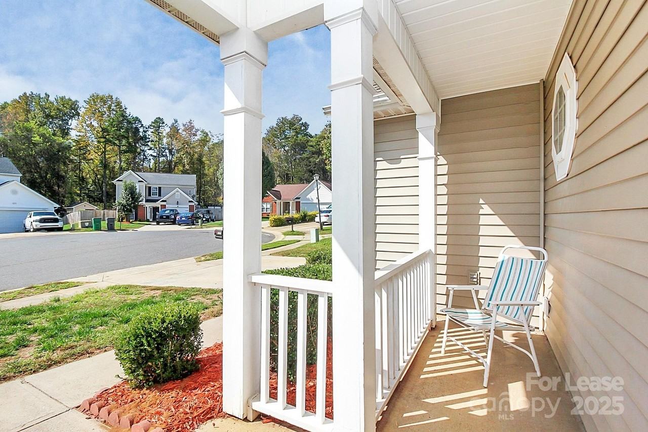 7115 Simbrah Way - Photo 3 of 35