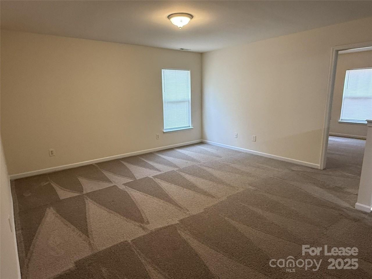 1420 Ladora Dr - Photo 6 of 17