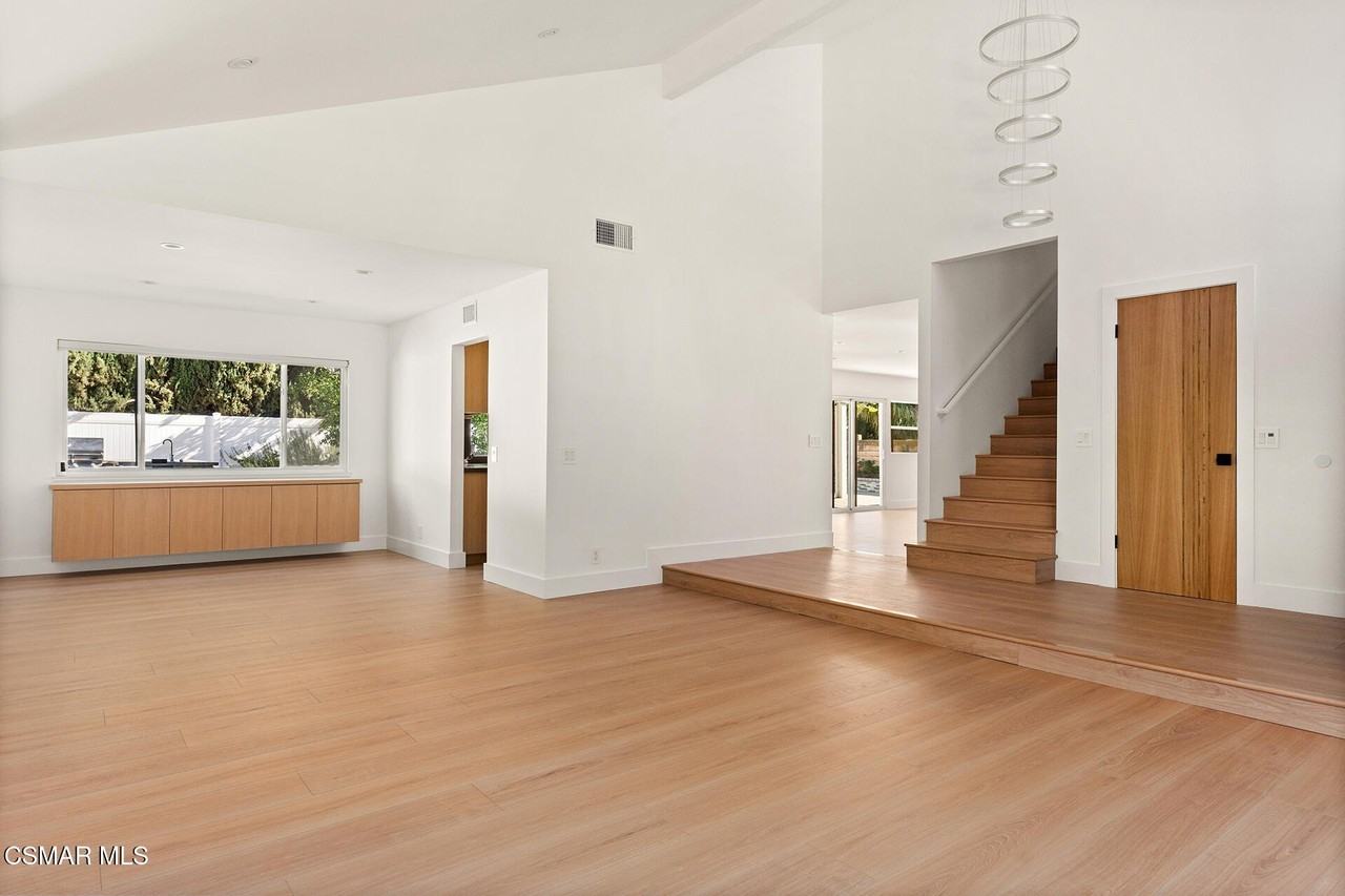 84 Sunnyvista Avenue - Photo 2 of 25