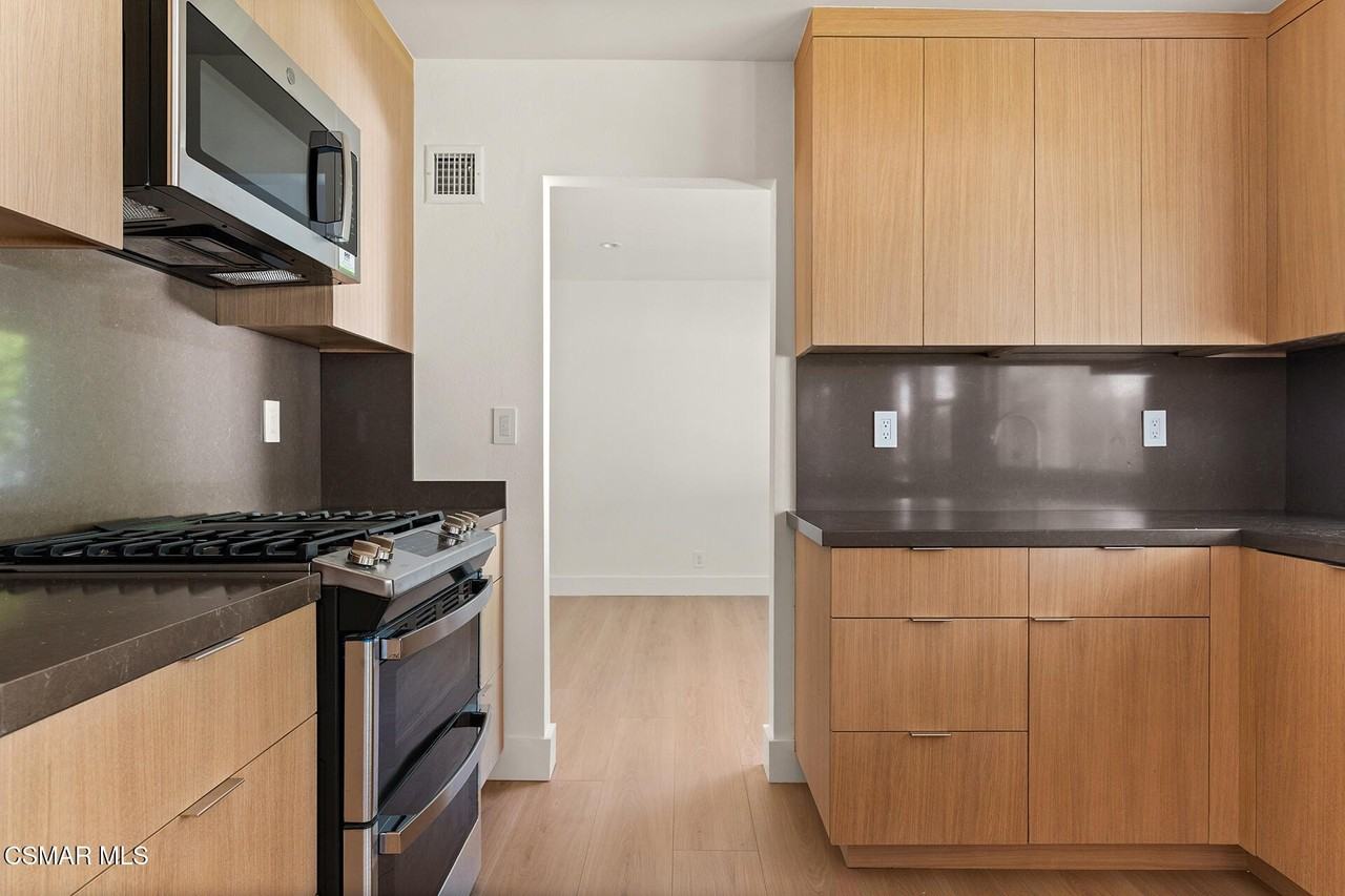 84 Sunnyvista Avenue - Photo 5 of 25