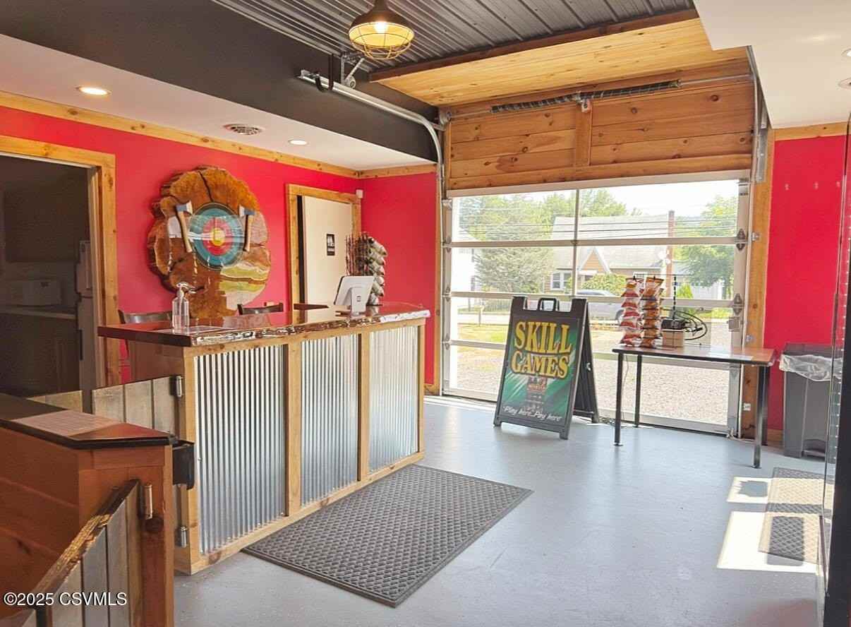 140 S Market St - Photo 7 of 22