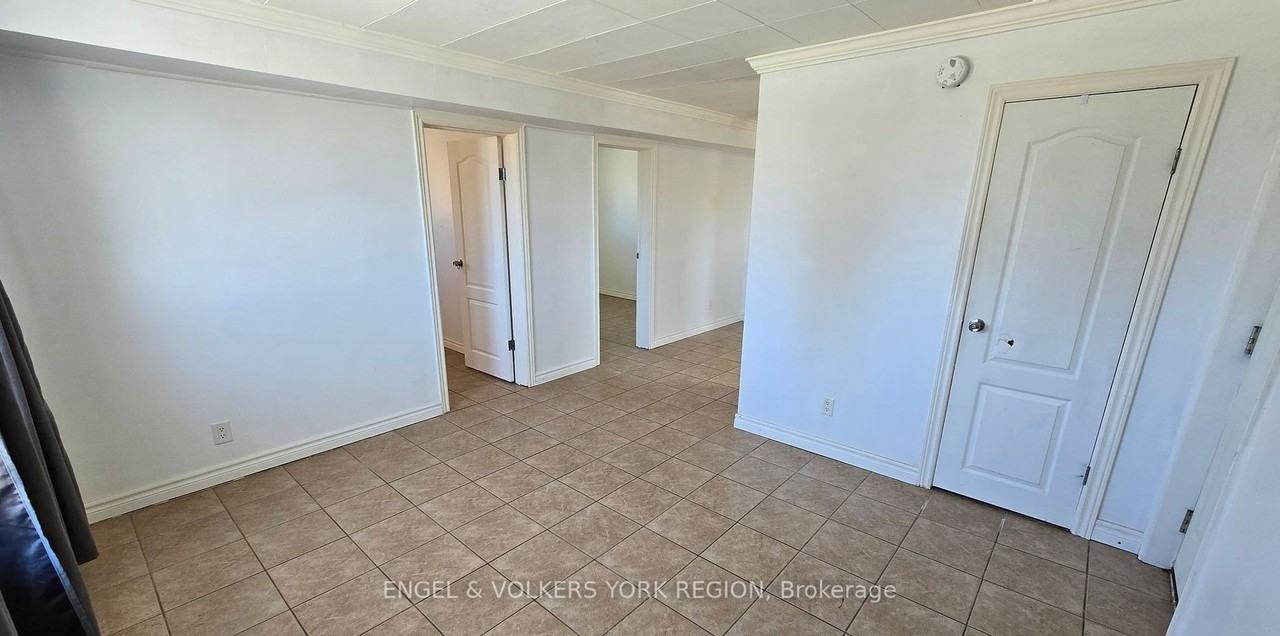 41 Essa Road S 2 - Photo 4 of 17