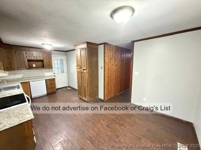 503 Longview Dr - Photo 3 of 10