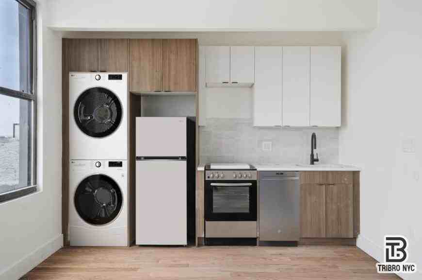 1112 Fulton Street - Photo 3 of 10