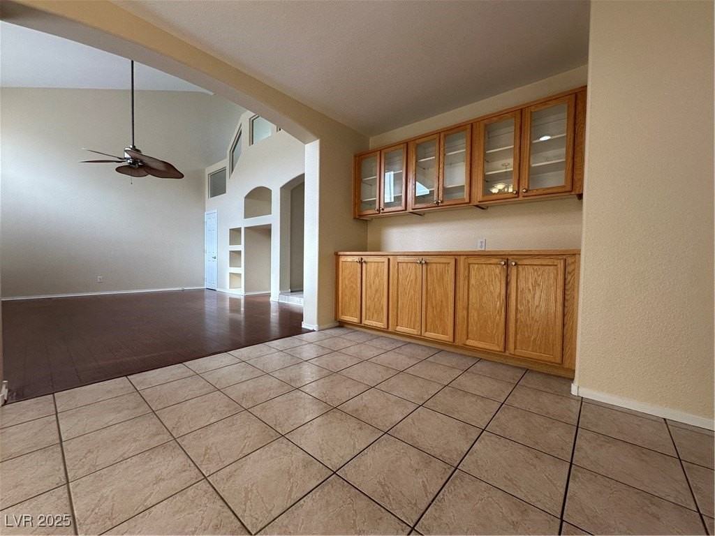 821 Dancing Vines Ave - Photo 7 of 25