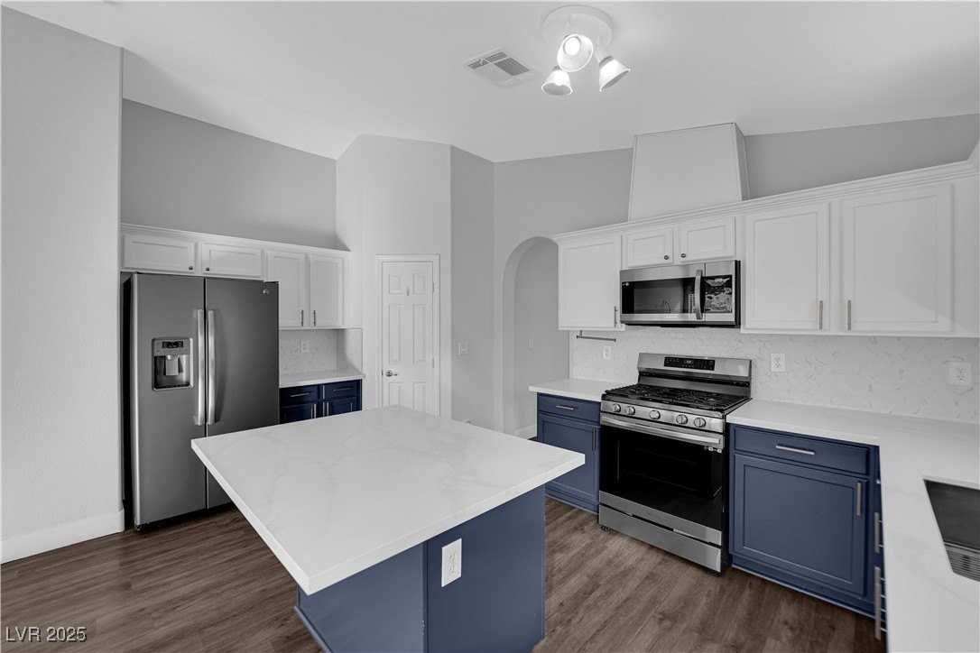 6491 Abbeville River Ct - Photo 7 of 32