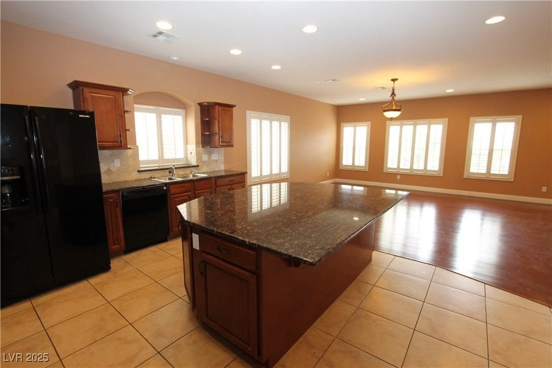 9528 Victory Garden Ave - Photo 5 of 22