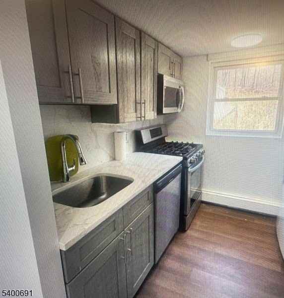 22 Spring Lane - Photo 4 of 12