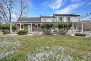 featured image of 156 Graham Avenue